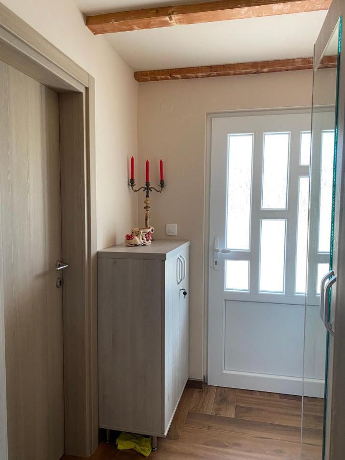 Holiday home Vikendica Pine *